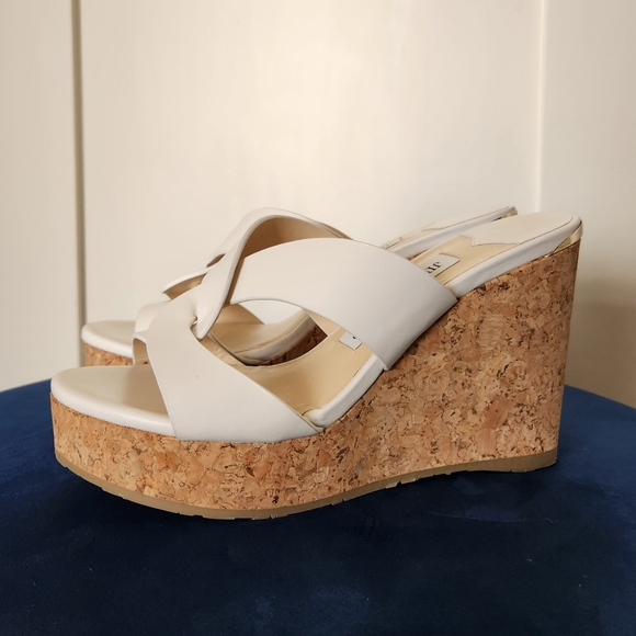 SOLD - JIMMY CHOO Atia 100 Leather Wedge Sandals in White, Size EU 35 / US 5 - Picture 2 of 7